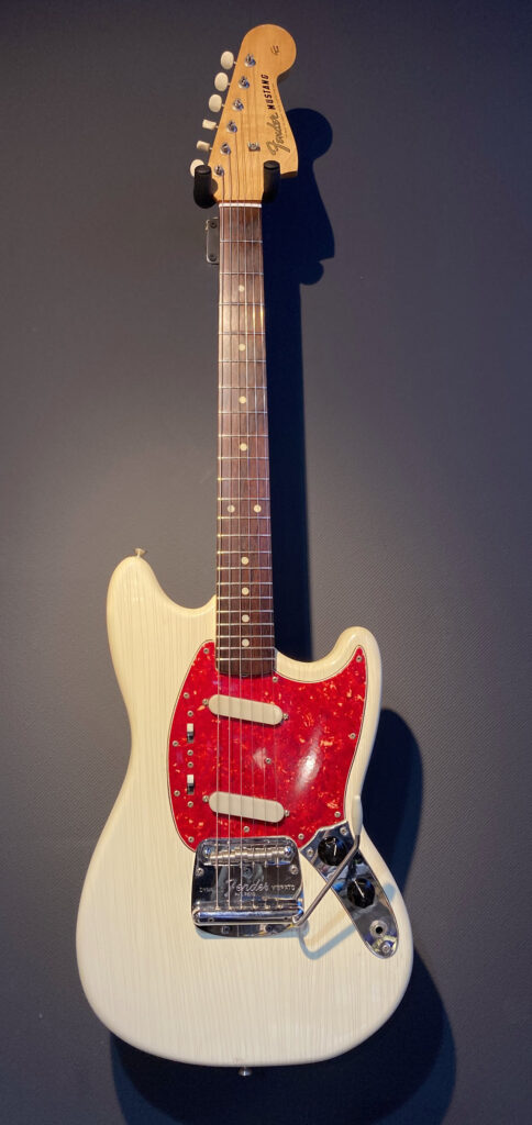 出張買取にて、Fender USA Mustang 1965年製を買取させて頂きました